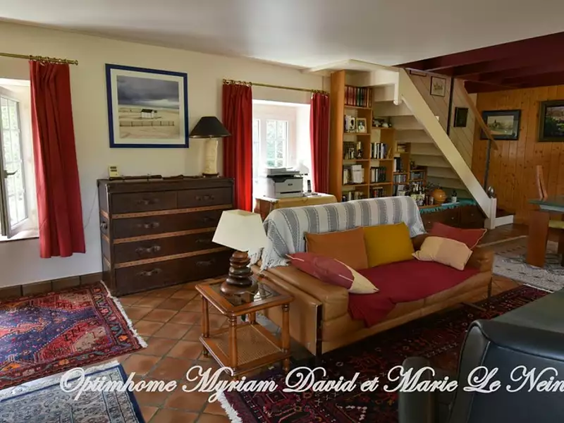 Maison, 253 m²
