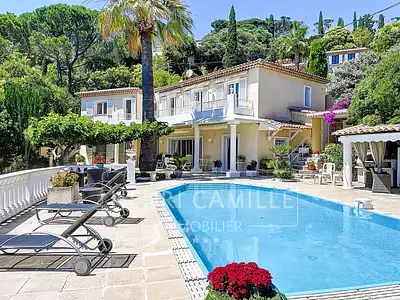 Maison, 230 m²
