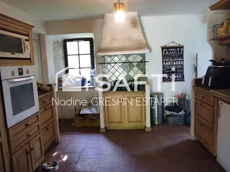 Maison, 254 m²