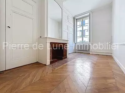 Appartement, 235,39 m²
