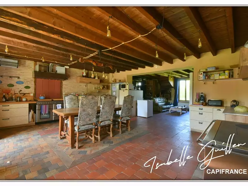 Maison, 262 m²