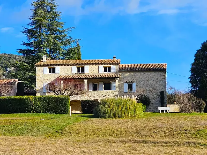 Maison, 366 m²