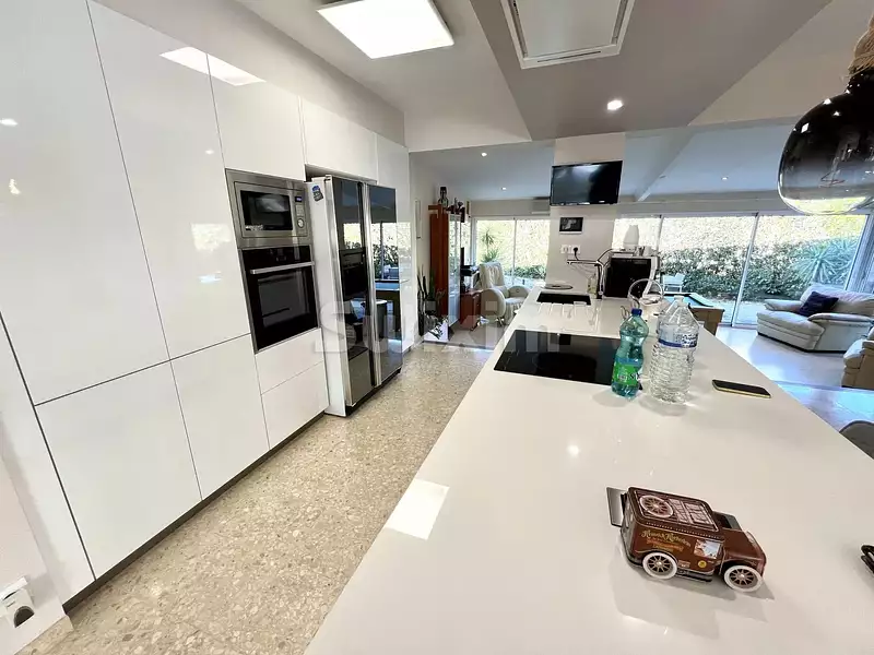 Maison, 170 m²