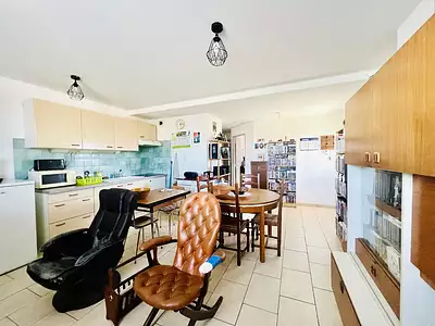 Immeuble, 355 m²