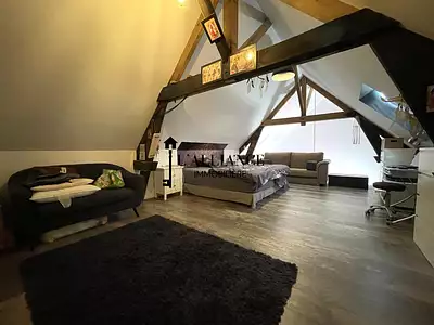 Maison, 215 m²