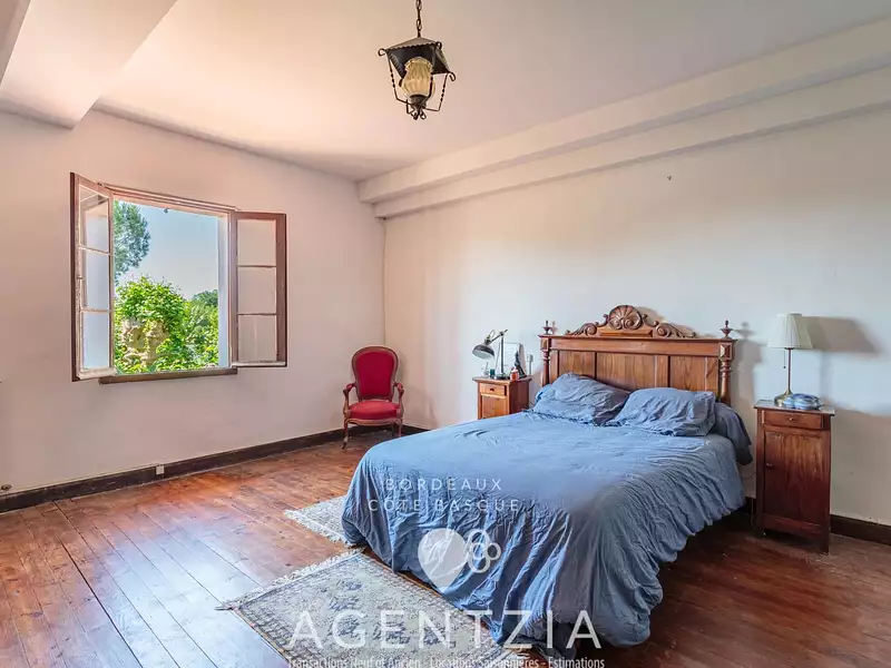 Appartement, 220 m²
