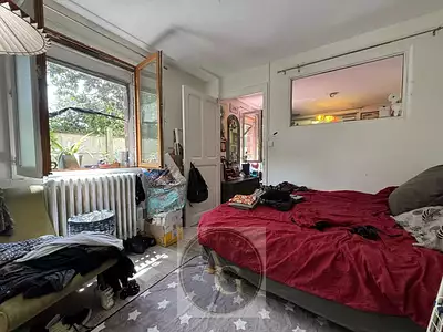 Immeuble, 300 m²