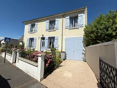 Maison, 165 m²