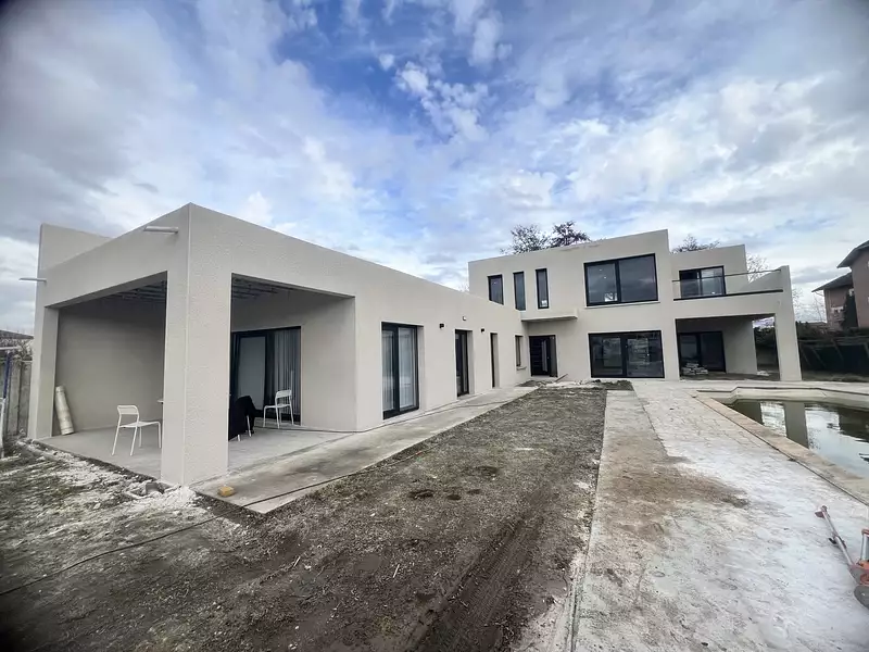 Maison, 228 m²