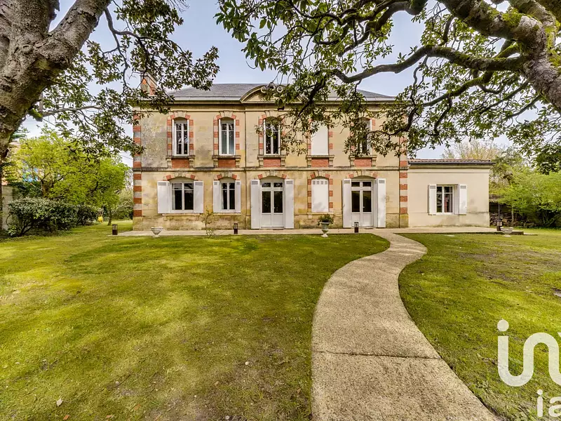 Maison, 219 m²
