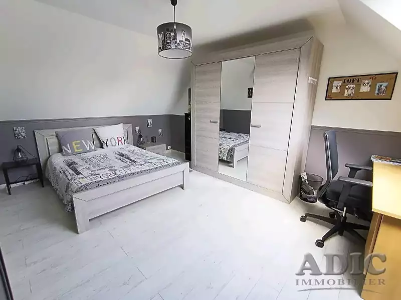 Maison, 185 m²