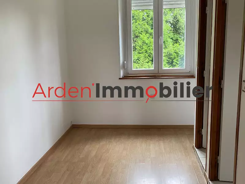 Maison, 121 m²