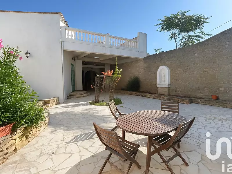 Maison, 318 m²
