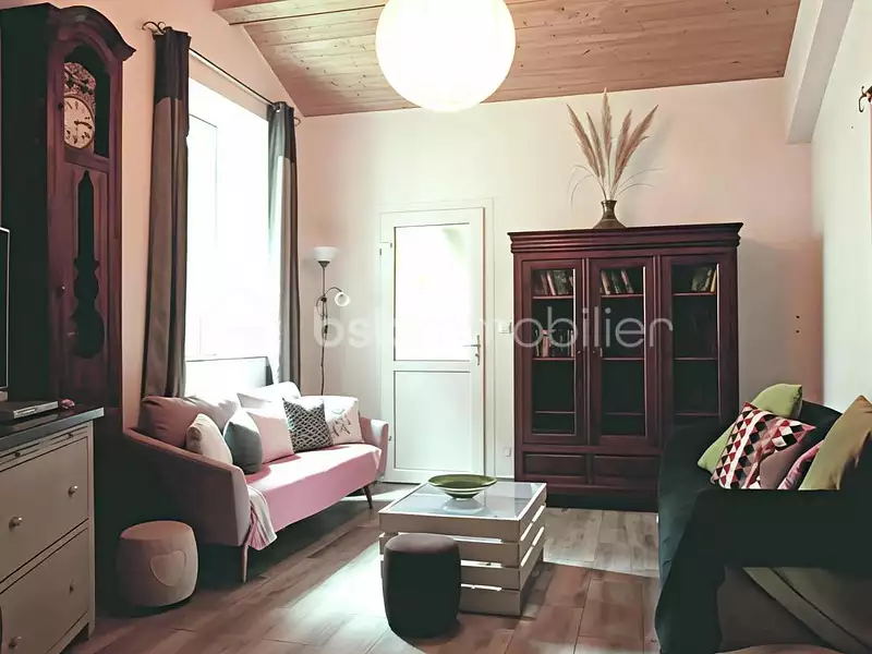 Maison, 230 m²