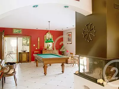 Maison, 285,44 m²