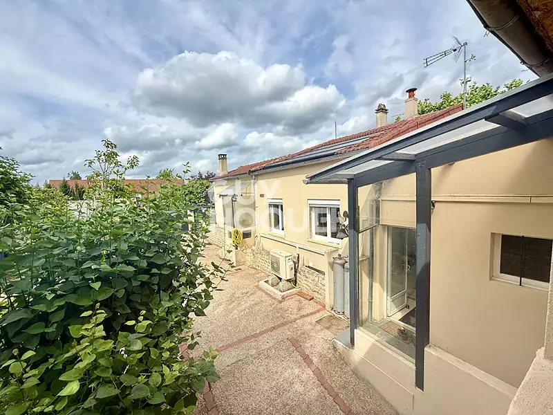 Maison, 96 m²