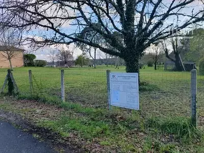 Terrain, 600 m²