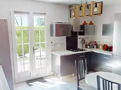 Maison, 180 m²
