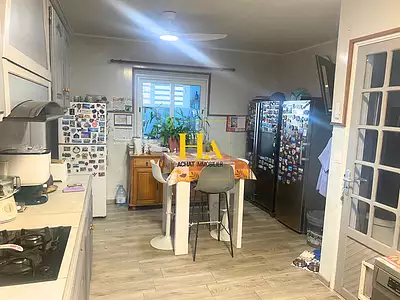 Appartement, 230 m²