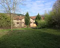 Maison, 1 500 m²
