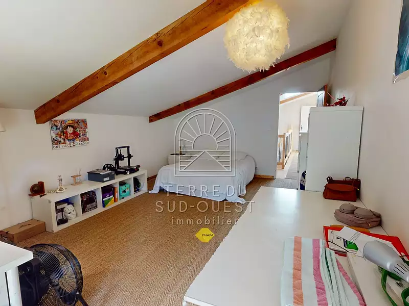Maison, 319 m²