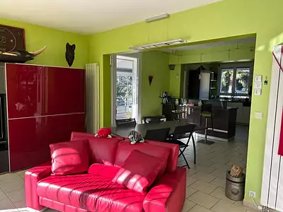Maison, 210 m²