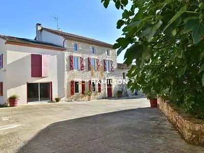 Maison, 207 m²