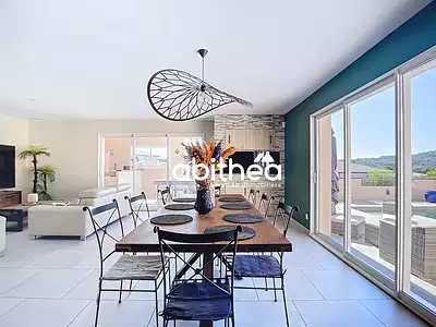 Maison, 181 m²