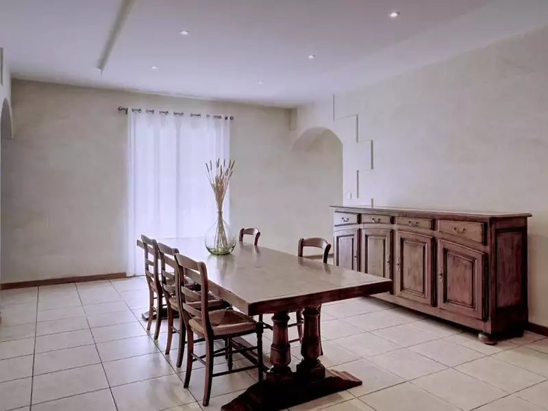 Maison, 290 m²