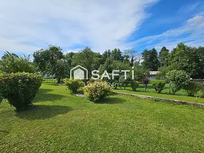 Maison, 275 m²