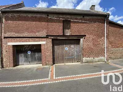 Parking, 135 m²