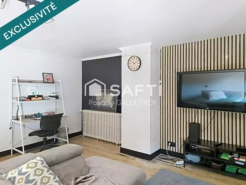 Maison, 216 m²