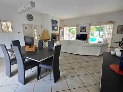 Maison, 205 m²