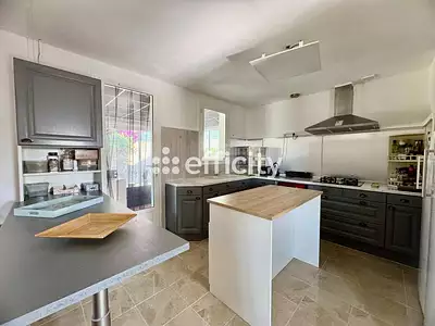 Maison, 98 m²