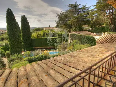 Maison, 250 m²