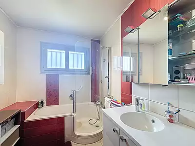 Maison, 211 m²