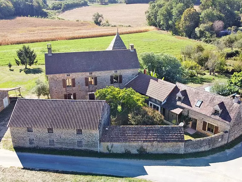 Maison, 330 m²
