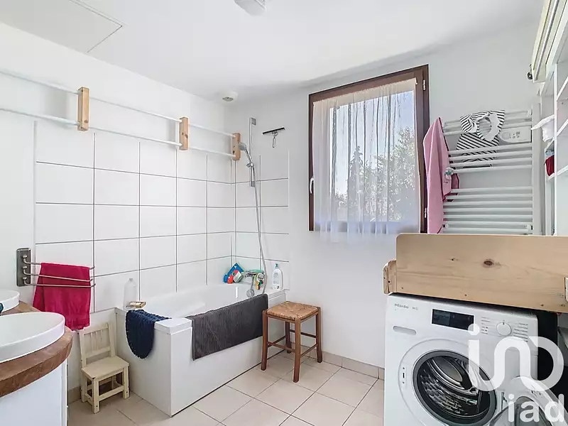 Maison, 215 m²