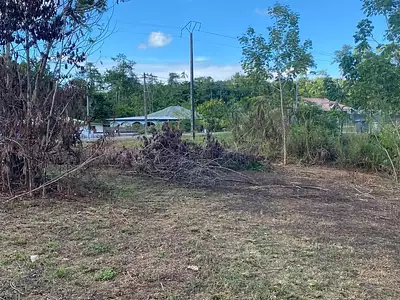 Terrain, 2 004 m²