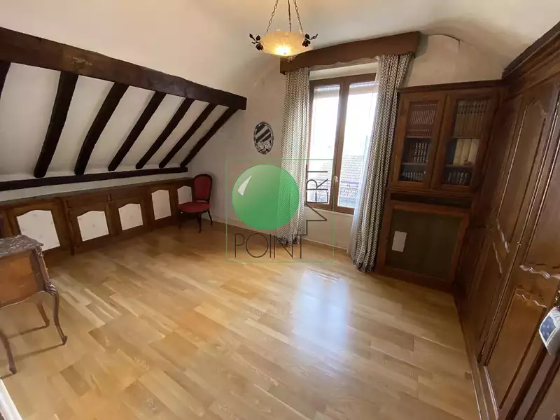 Maison, 300 m²