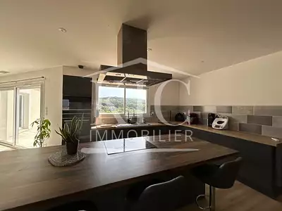 Maison, 180 m²