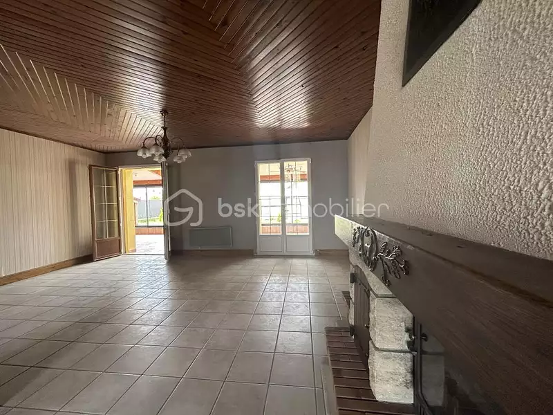 Maison, 220 m²