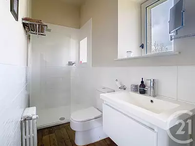 Maison, 246,8 m²