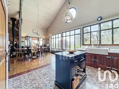 Maison, 270 m²