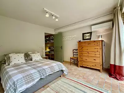 Maison, 242,5 m²