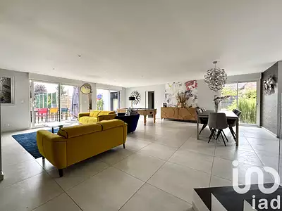 Maison, 217 m²