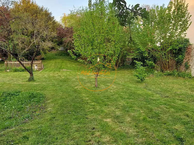 Terrain, 673 m²