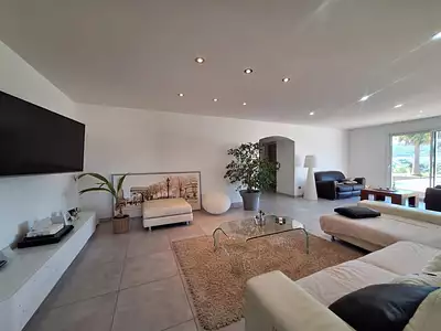 Maison, 200 m²