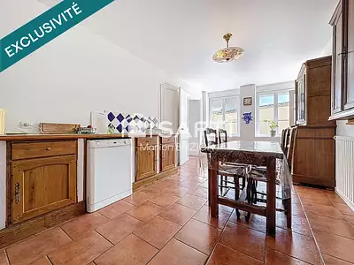 Maison, 226 m²