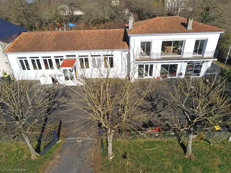 Maison, 205 m²